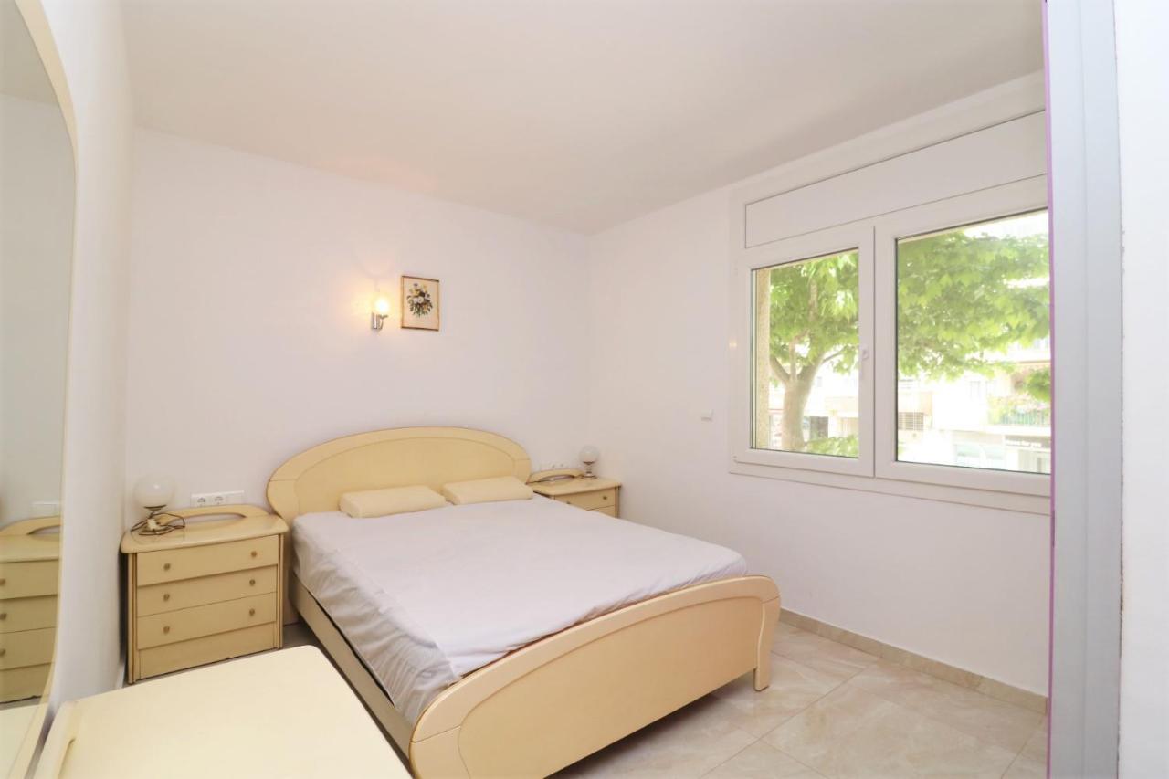 Apartamento Riera Ginjolers Rosas Exterior foto
