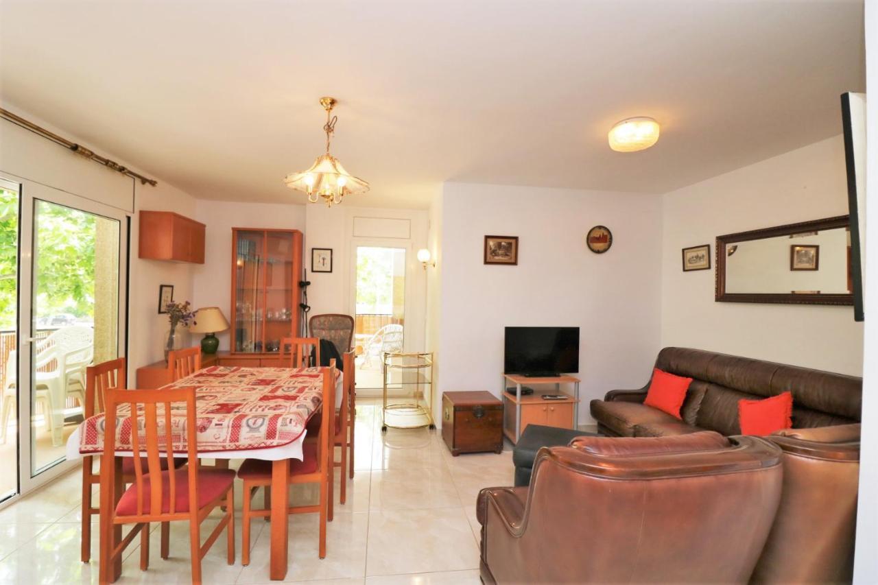 Apartamento Riera Ginjolers Rosas Exterior foto
